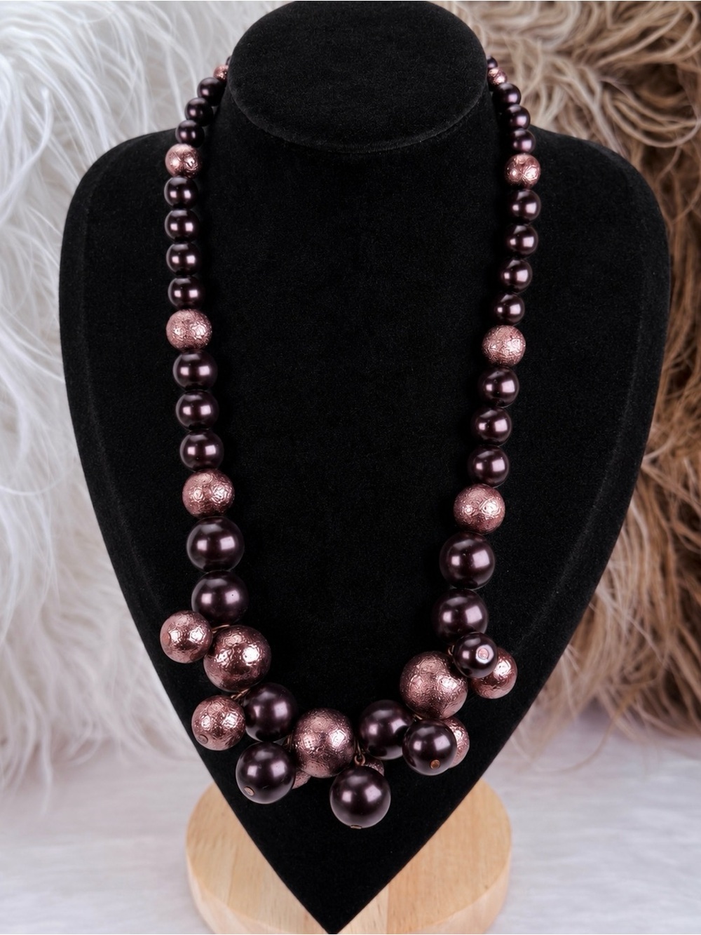 Beautiful weighted costume statement, necklace